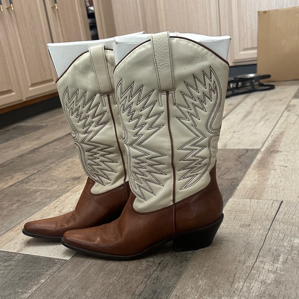 Matisse Cream and Brown Heeled Boots